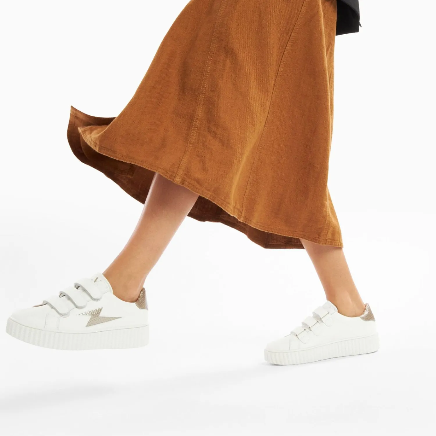 Vanessa Wu Sneakers>Baskets Eclair Eva Blanc Et Taupe Serpent A Scratchs