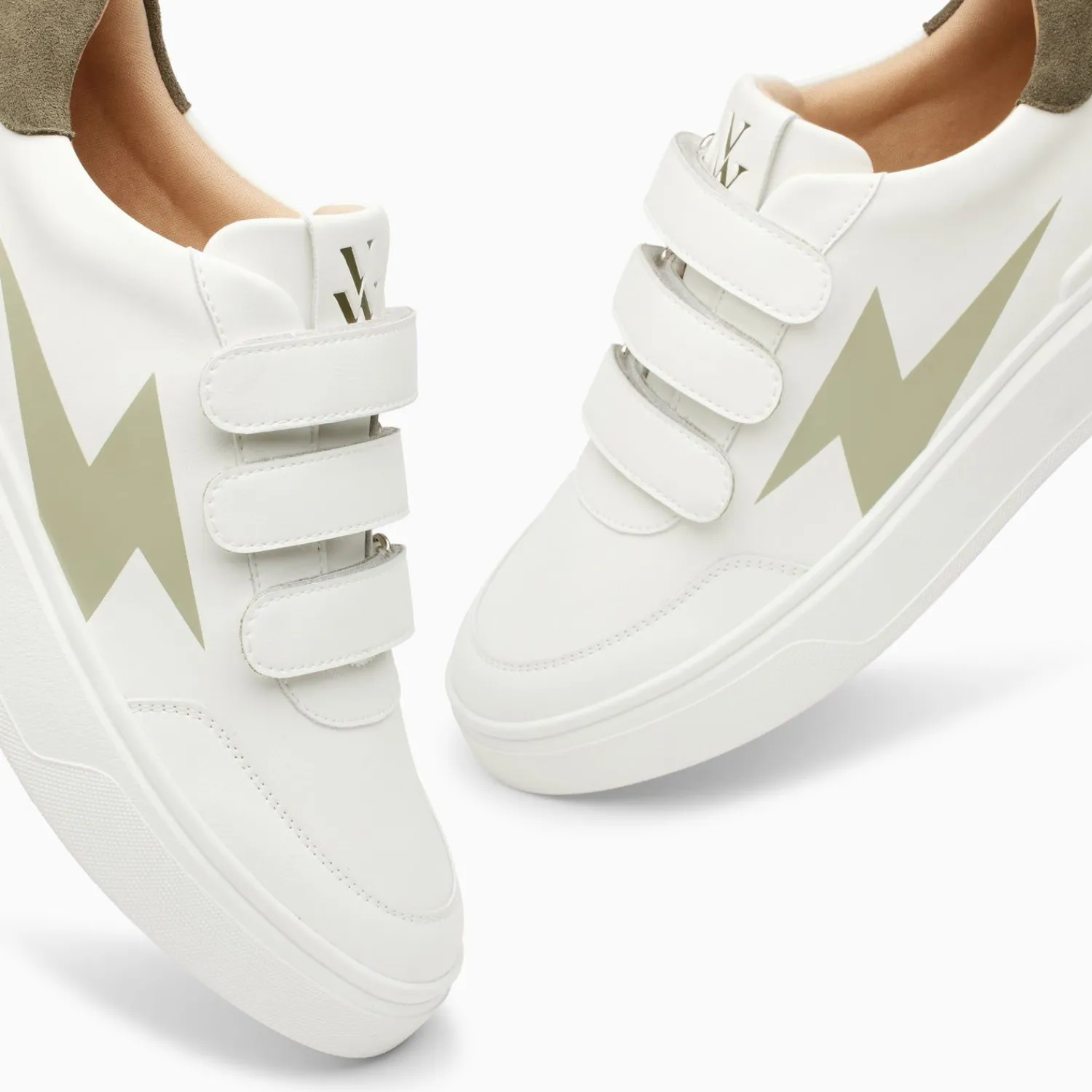 Vanessa Wu Sneakers>Baskets Eclair Lison Blanc Et Kaki A Scratchs