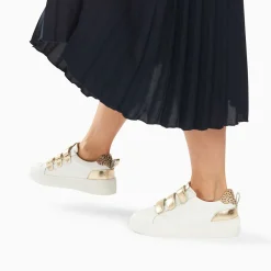 Vanessa Wu Sneakers>Baskets Eclair Oxanna Blanches A Scratchs Or