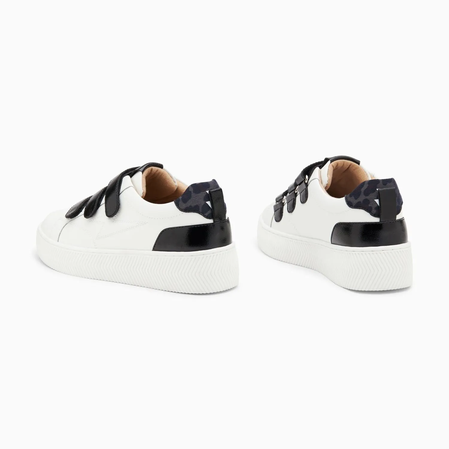 Vanessa Wu Sneakers>Baskets Eclair Oxanna Blanches A Scratchs Noirs