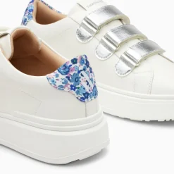 Vanessa Wu Sneakers><noscript><img width=