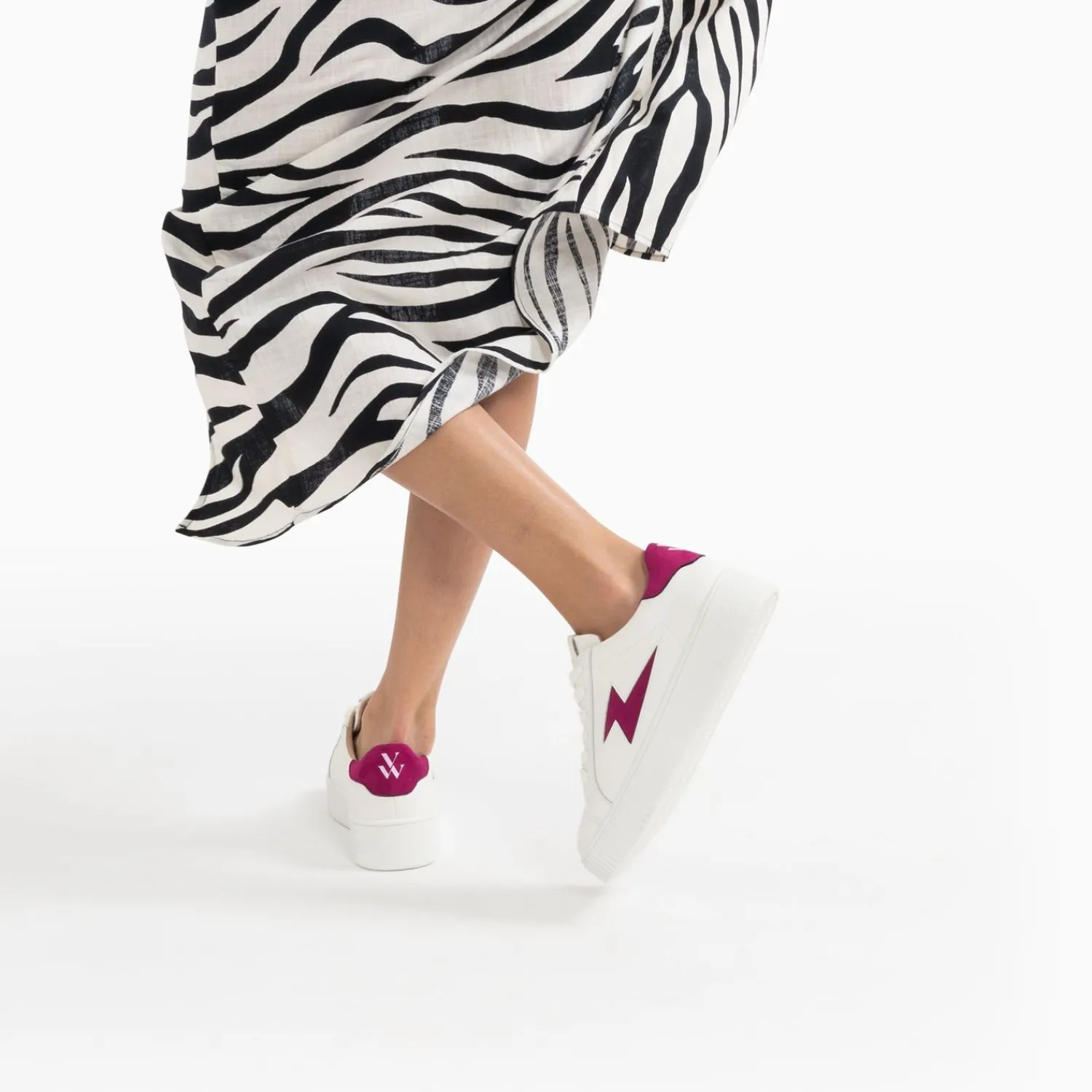Vanessa Wu Sneakers>Baskets Eclair Tiff Blanc Et Magenta A Lacets
