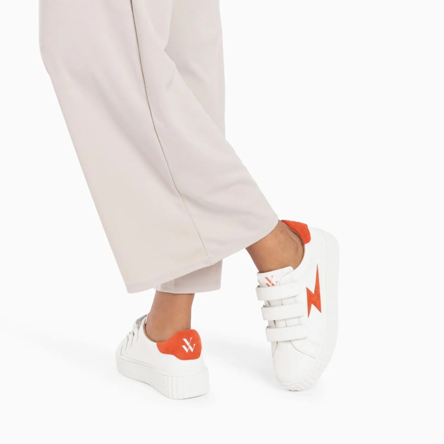 Vanessa Wu Sneakers>Baskets Eclair Vicky Blanc Et Orange A Scratchs