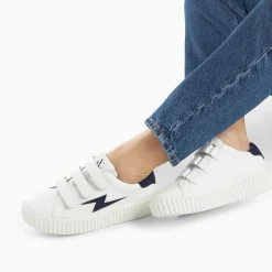 Vanessa Wu Sneakers>Baskets Eclair Vicky Blanc Et Marine A Scratchs