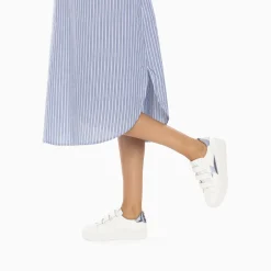 Vanessa Wu Sneakers>Baskets Eclair Willow Blanc Et Bleu Effet Miroir A Scratchs