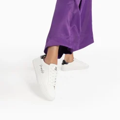 Vanessa Wu Sneakers>Baskets Isabella Blanc Et Noir A Lacets