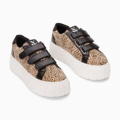 Vanessa Wu Sneakers><noscript><img width=