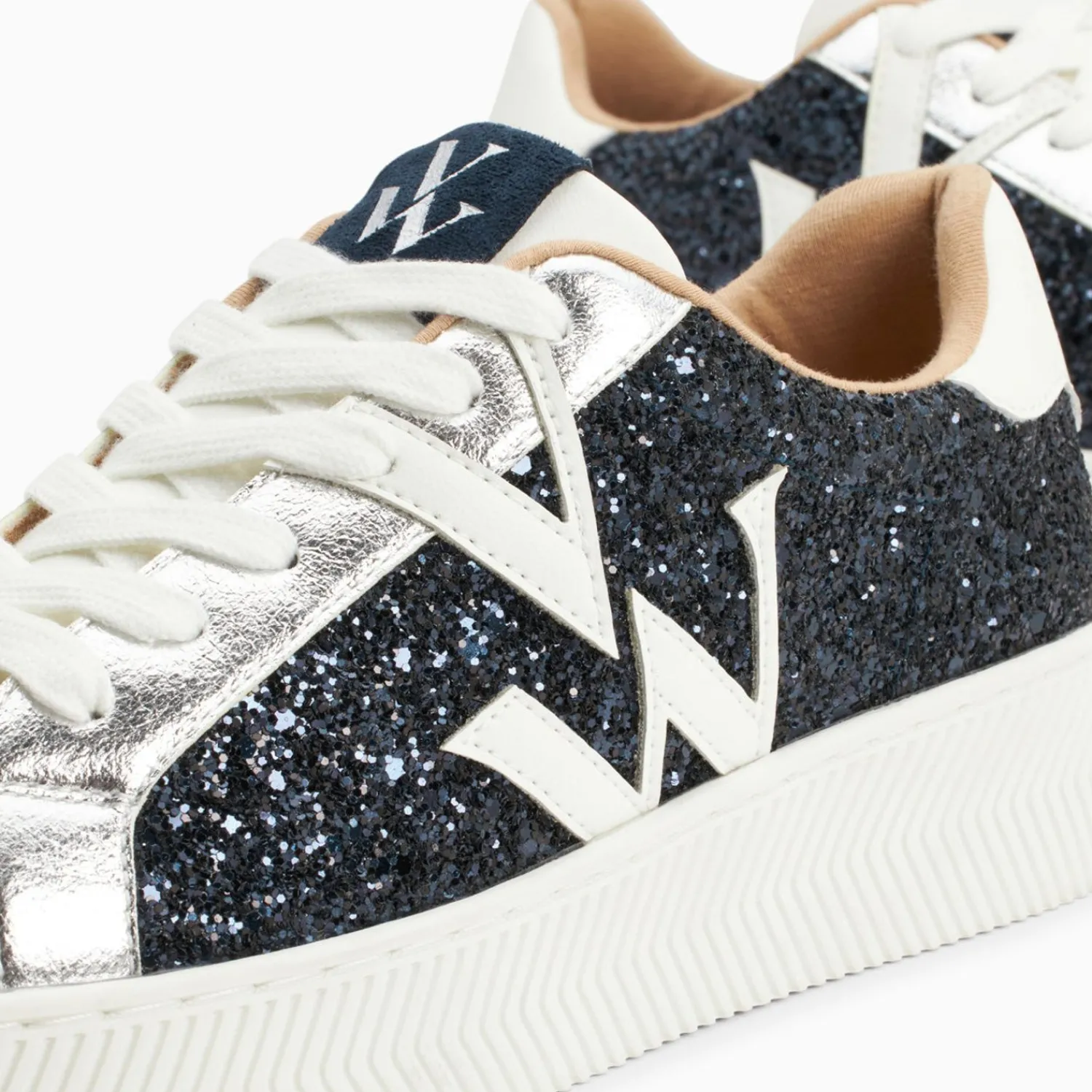Vanessa Wu Sneakers>Baskets Monogramme Estelle A Paillettes Bleues