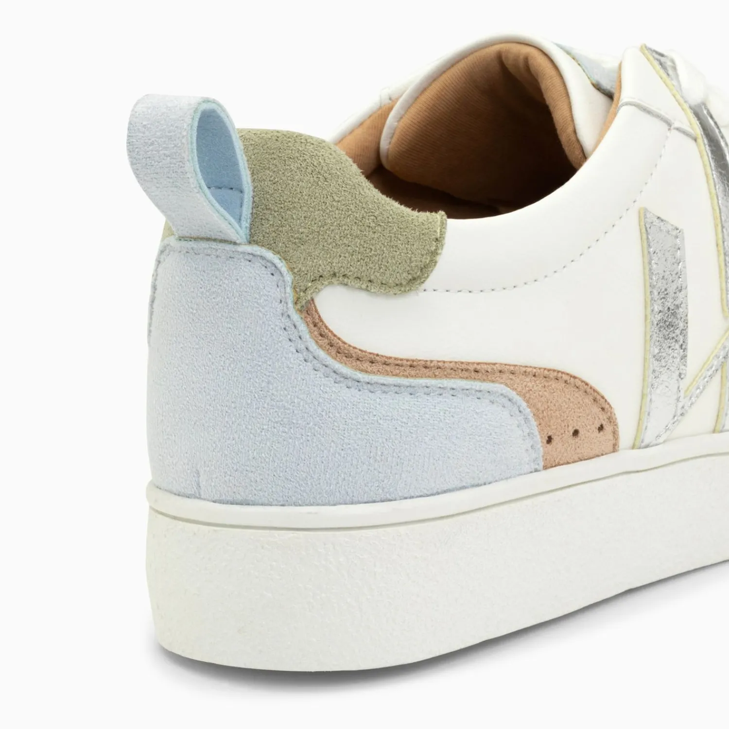 Vanessa Wu Sneakers>Baskets Monogramme Joyce Pastel Et Argent