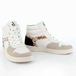 Vanessa Wu Sneakers><noscript><img width=