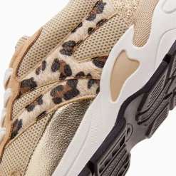 Vanessa Wu Sneakers><noscript><img width=
