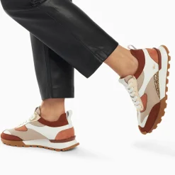 Vanessa Wu Sneakers>Baskets Samantha Brique Et Or A Semelle Running