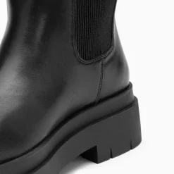 Vanessa Wu Bottes, Cuissardes><noscript><img width=