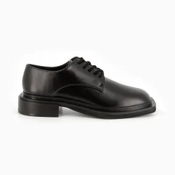 Vanessa Wu Mocassins, Derbies, Ballerines>Derbies Leona Noires A Semelle Carree