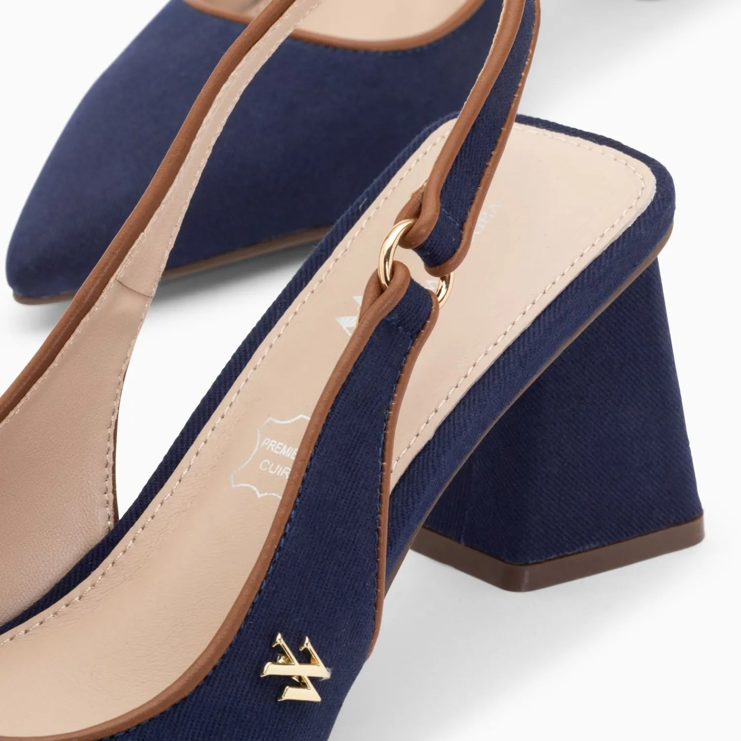 Vanessa Wu Escarpins>Escarpins Slingback Lara Marine A Bout Pointu