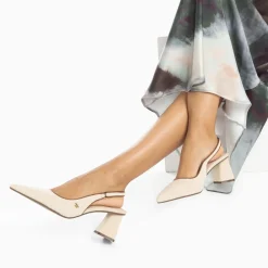 Vanessa Wu Escarpins>Escarpins Slingback Lara Beiges A Bout Pointu