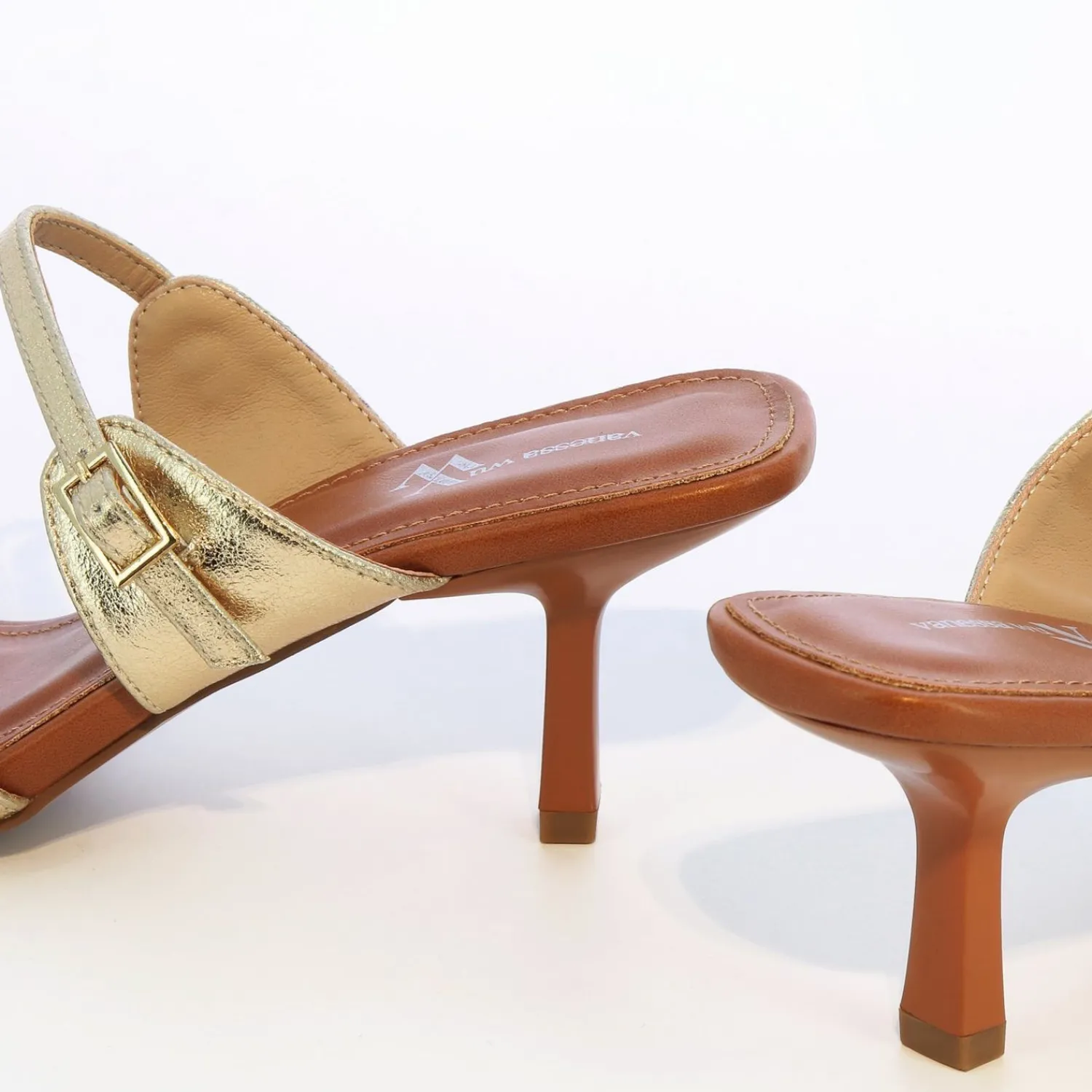 Vanessa Wu Sandales À Talon, Compensées>Mules Kitten Heel Axelle Or