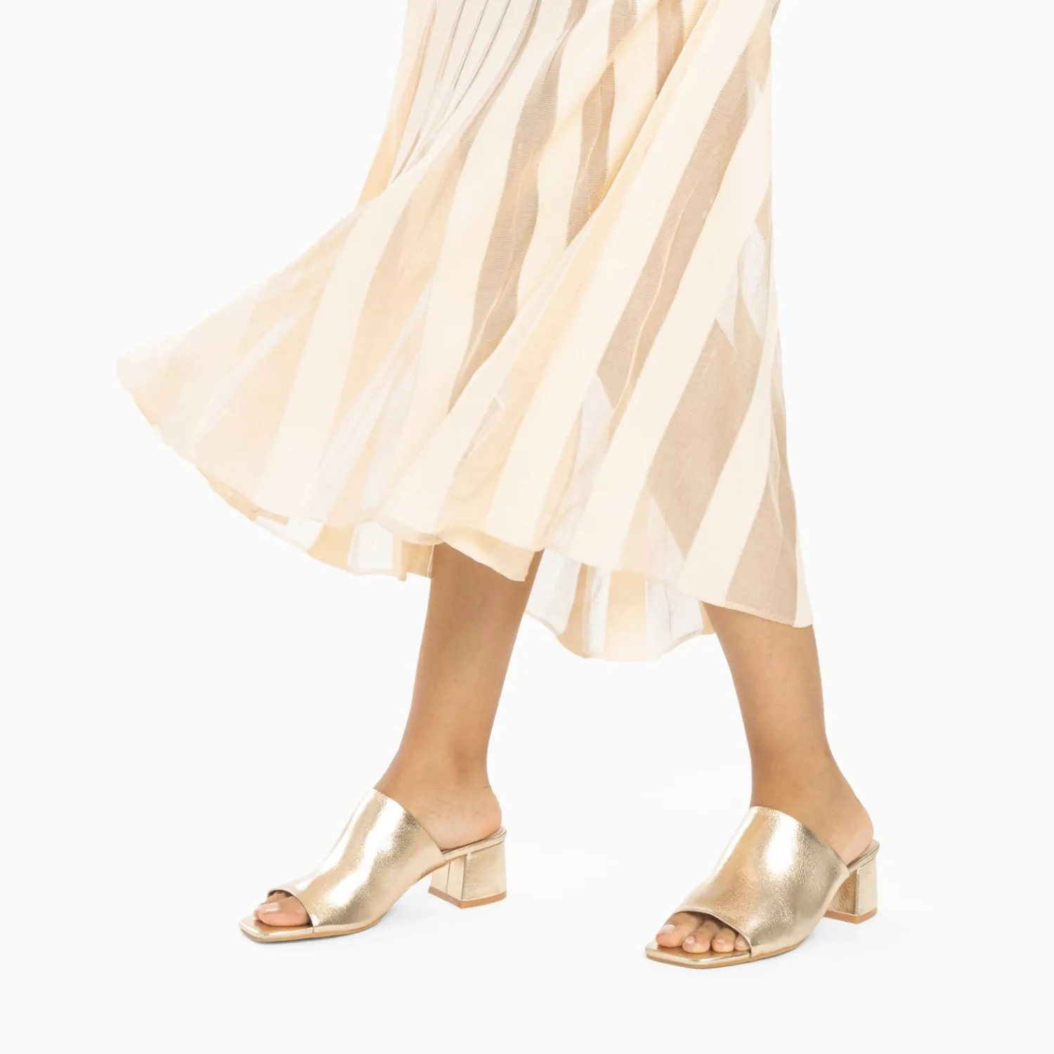Vanessa Wu Sandales À Talon, Compensées>Mules Peep-Toe Helene Or A Talon