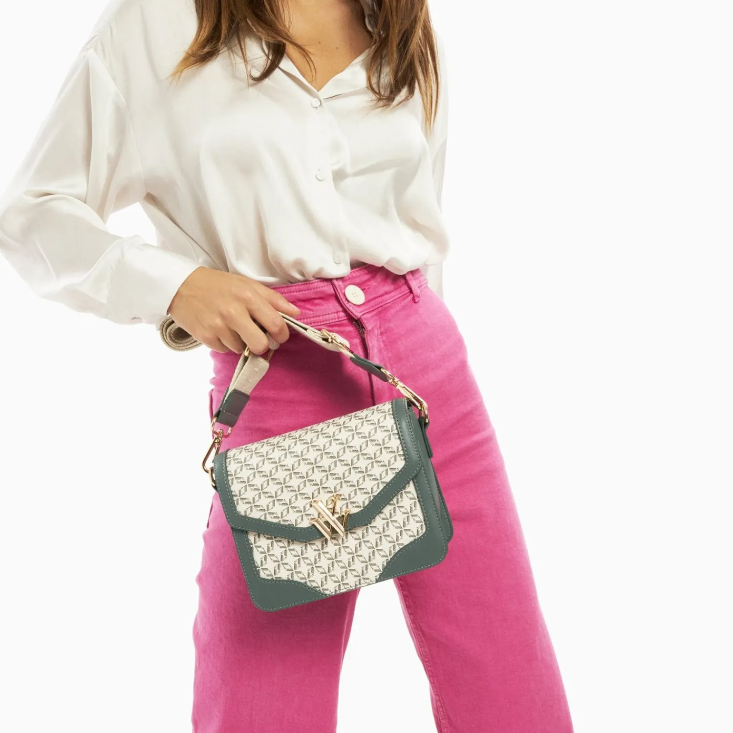 Vanessa Wu Sacs>Petit Sac Cartable Karen Vert A Toile Monogramme