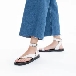 Vanessa Wu Sandales Plates>Sandales Amanda Ivoire Minimalistes A Passe-Pouce