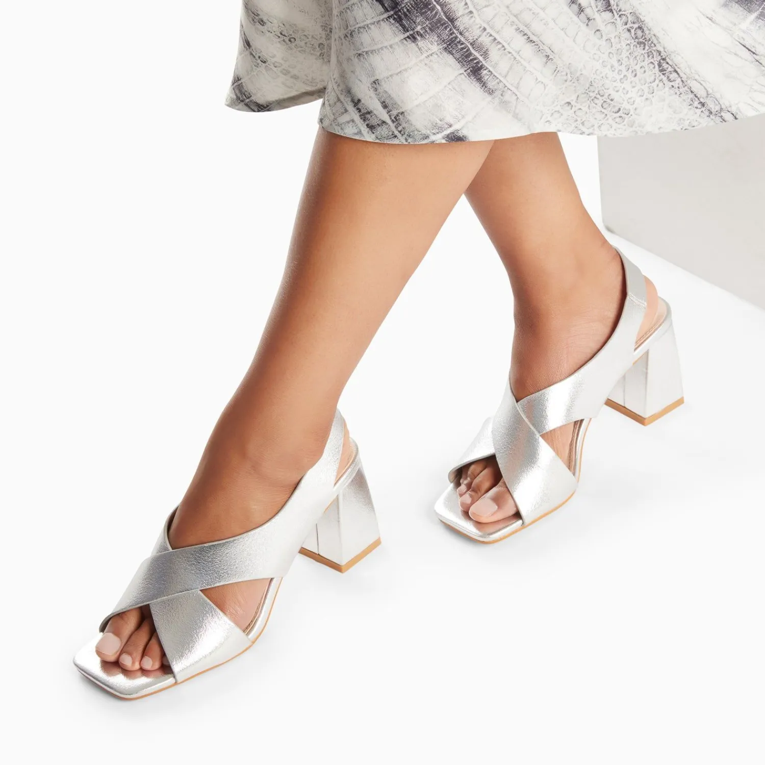 Vanessa Wu Sandales À Talon, Compensées>Sandales Lauren Argent A Brides Croisees Et Talon Haut