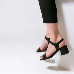 Vanessa Wu Sandales À Talon, Compensées>Sandales Melissa Noires A Petit Talon Epais